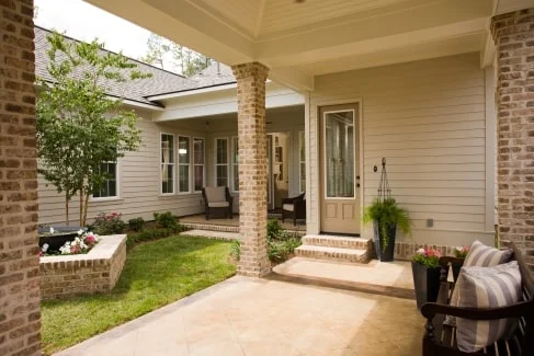 0018 single story 3 bedroom lake drive open floor plan country style home smallhometours.com 1