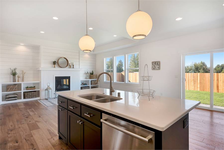 0027 3 bedroom single story craftsman ranch smallhometours 4