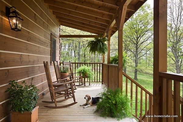 0044 Tour this custom Clayton Log Cabin that can fit a family of 8 smallhometours.com 12