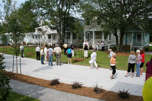 0055 Tour the Mississippi cottage village Cottages at Oak Park with us smallhometours.com 4