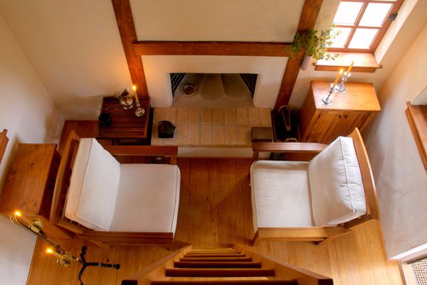 0067 Step into Innermost House a rustic reminder of ages past smallhometours.com 4