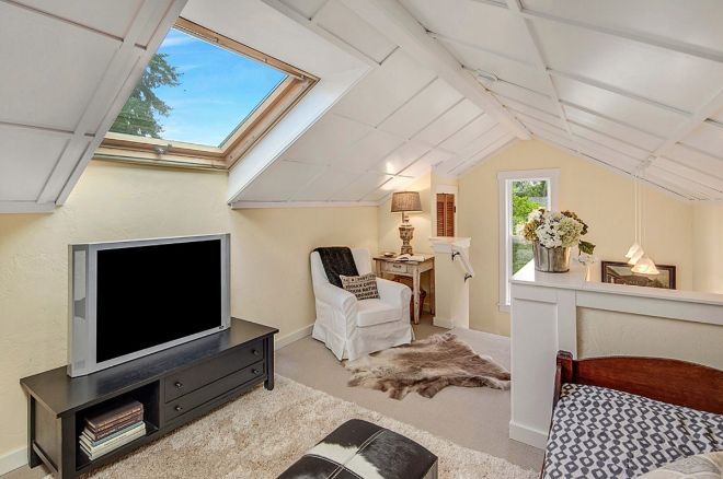 0071 Craftsman styled cottage blends traditional charm with modern sensibilities smallhometours.com 8
