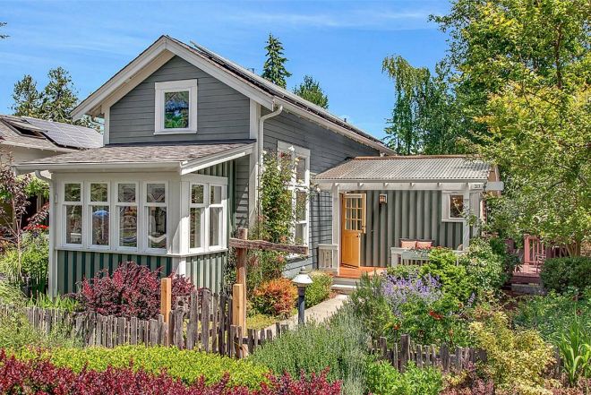 0071 Craftsman styled cottage blends traditional charm with modern sensibilities smallhometours.com