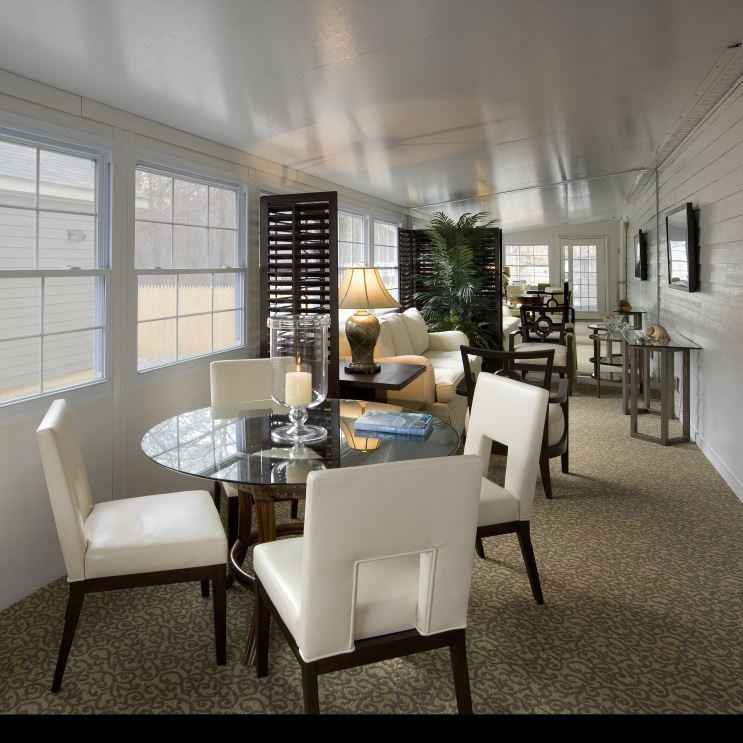 0073 This tiny one bedroom park model might look small but the inside is pure luxury smallhometours.com 3