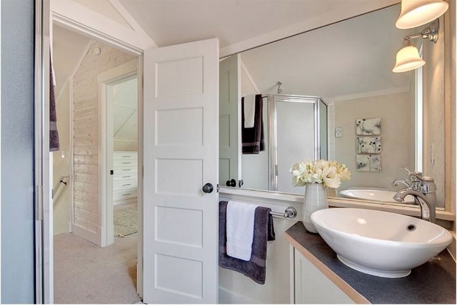 0081 Welcome to the gorgeous Kvale Hytte Cottage smallhometours.com 13