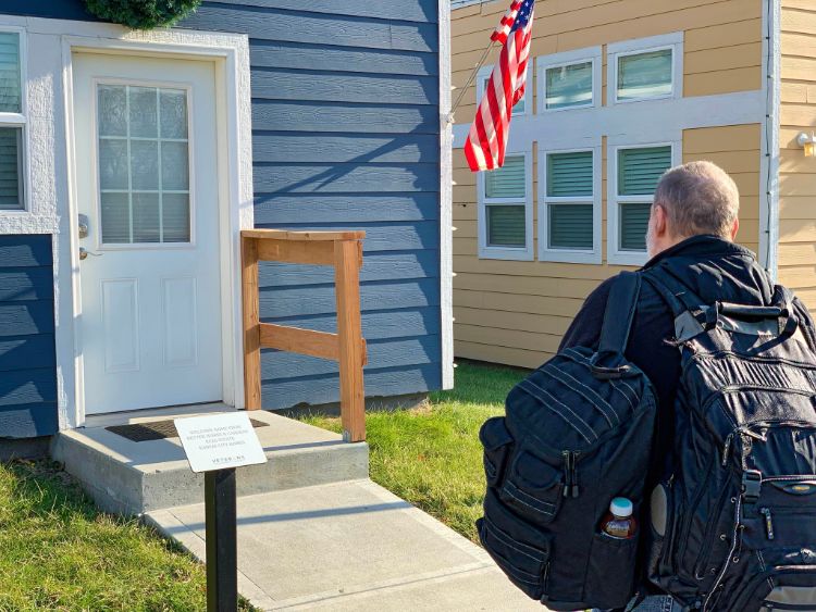 0083 Tour this tiny village created for homeless vets. Now vets have a safe space to live at no cost smallhometours.com 5