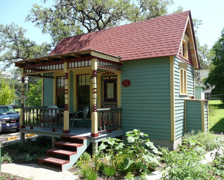 0095 Interview QA Builder reveals his exclusive tricks to make unique tiny homes smallhometours.com 8