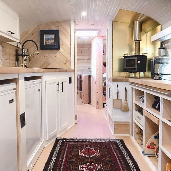 0099 How a growing family of four enjoys the luxuries of home in a renovated Skoolie smallhometours.com 3