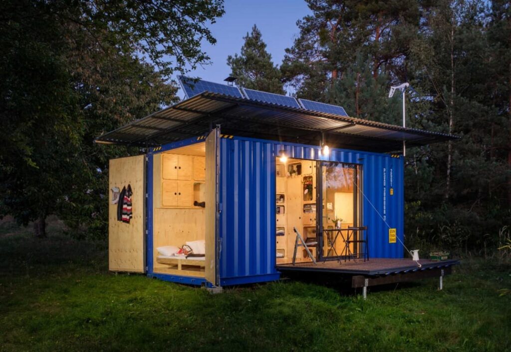 0101 single story 1 bedroom gaia off grid hc container home smallhometours.com 2