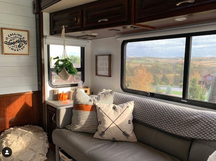 0103 Florida family of threes perfect RV lifestyle 4