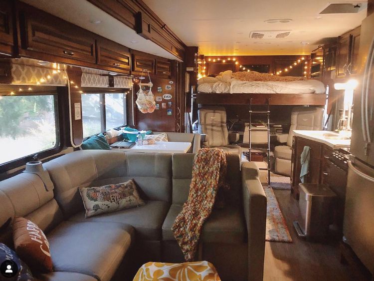 0103 Florida family of threes perfect RV lifestyle 5