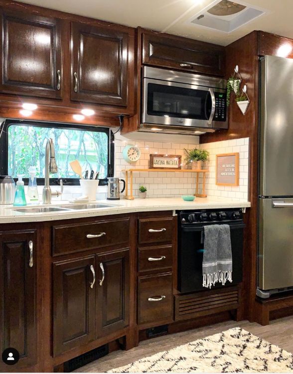 0103 Florida family of threes perfect RV lifestyle 8