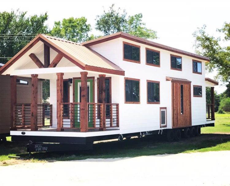 0105 This 339 square foot park model has smart touches making it feel double its size 2