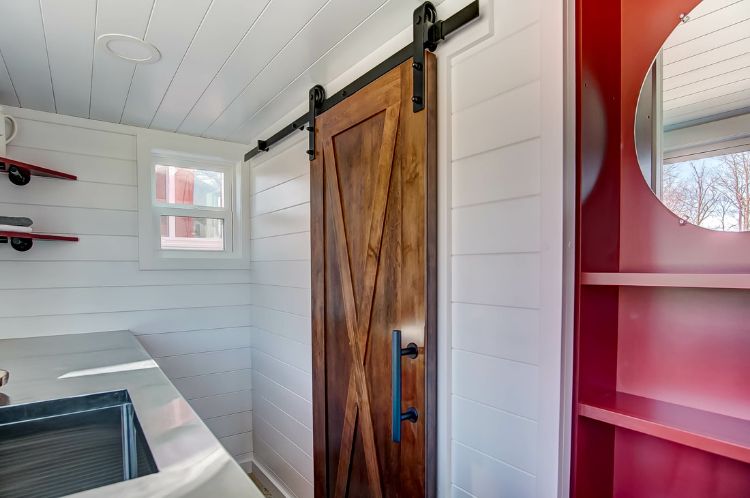 0115 A red hot tiny house that is superb 6