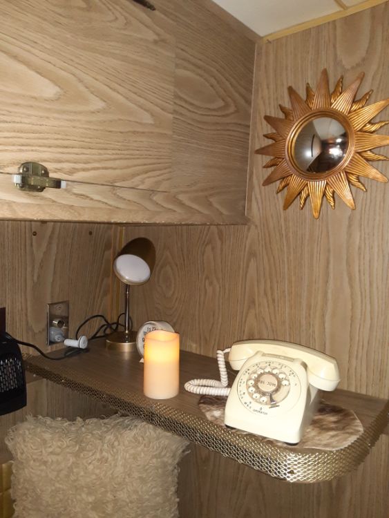 0119 Tour this 1973 Silver Streak RV The perfect backdrop for vintage themed photos and parties smallhometours.com 6
