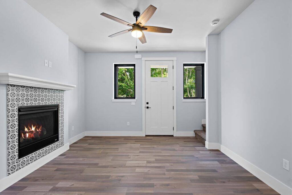 0122 craftsman home smallhometours.com 10
