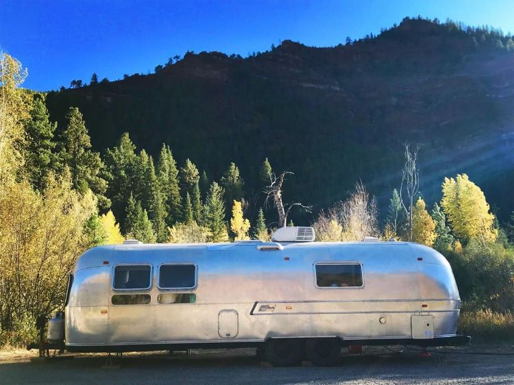 0124 Couple transforms Airstream into a place to call home smallhometours.com 2