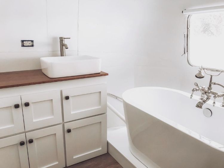 0124 Couple transforms Airstream into a place to call home smallhometours.com 8