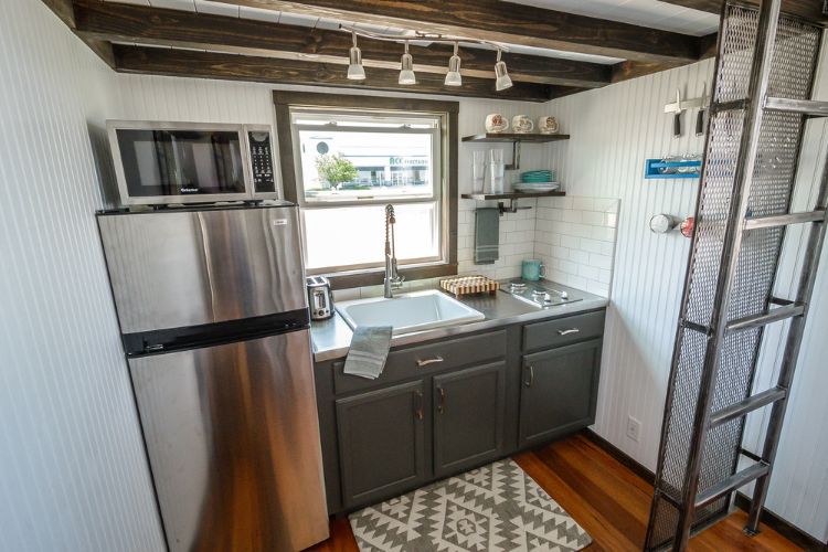 0125 Step inside the Triton tiny house and be prepared to be amazed smallhometours.com 5