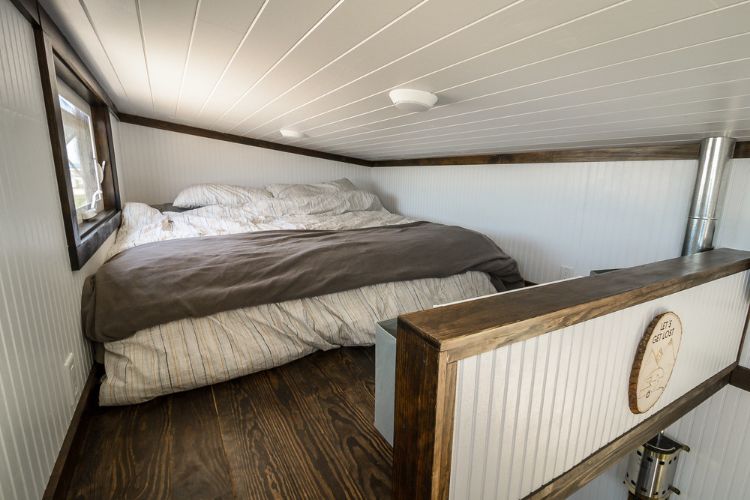 0125 Step inside the Triton tiny house and be prepared to be amazed smallhometours.com 6