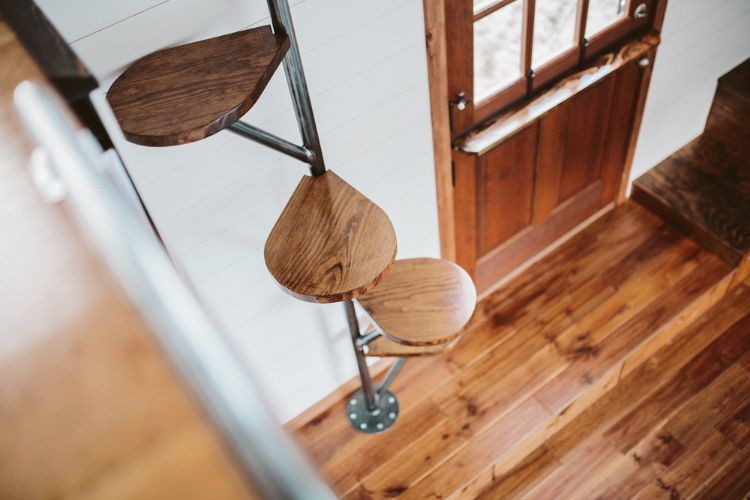 0126 Step through this stunning Dutch door to take a peek inside this tiny home smallhometours.com 6