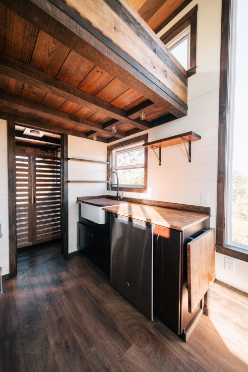 0131 Form meets function in this 26 foot tiny home complete with its own Crossfit gym smallhometours.com 5