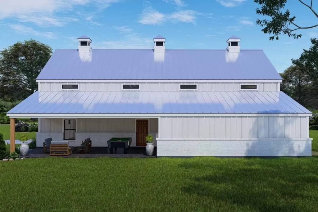 0133 barn like carriage home smallhometours.com 12