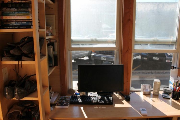 0151 At 151 square feet this might just be one of the tiniest tiny houses out there smallhometours.com 4