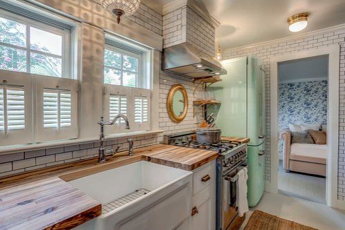 0152 You can spend a night or two at this historic cottage smallhometours.com 4