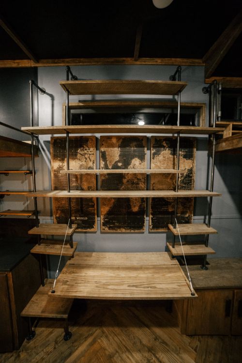 0154 In this contemporary tiny home living off the grid doesnt have to mean roughing it smallhometours.com 6