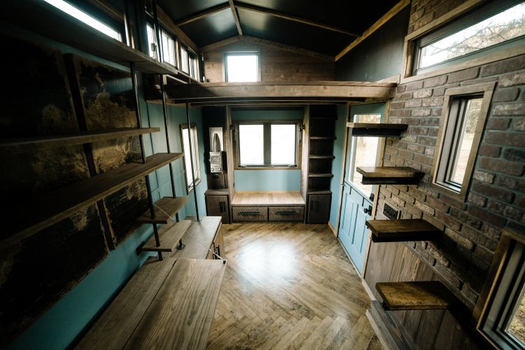 0154 In this contemporary tiny home living off the grid doesnt have to mean roughing it smallhometours.com 8