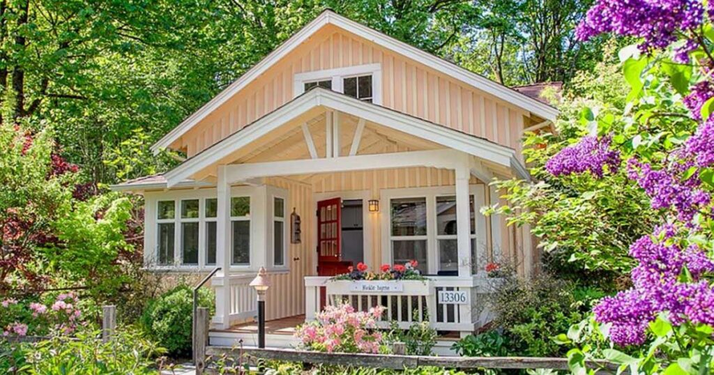 0162 Tour 6 stunning tiny homes that will convince you to move in smallhometours.com