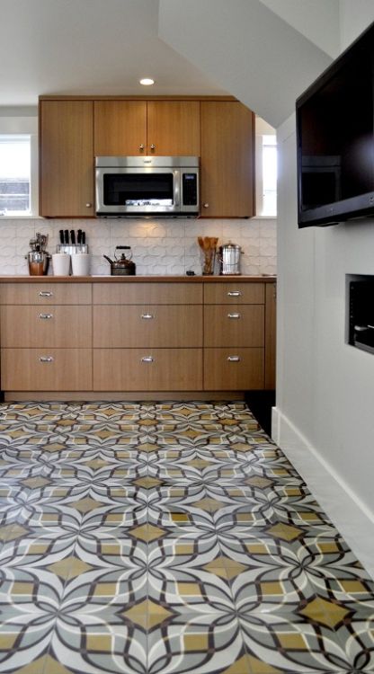 0164 Tour this tiny cottage with a clever layout – the interior decor is a real charmer smallhometours.com 2