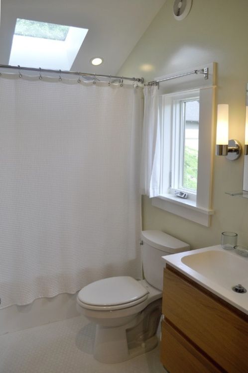 0164 Tour this tiny cottage with a clever layout – the interior decor is a real charmer smallhometours.com 6