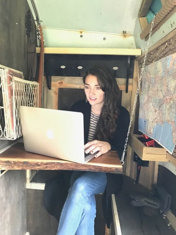 0170 Couple left their life behind to live full time in a renovated Skoolie. Take a tour inside smallhometours.com 4