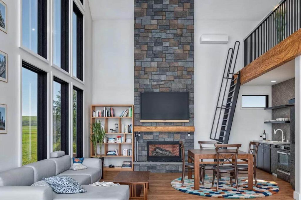 0183 mountain cabin smallhometours.com 10