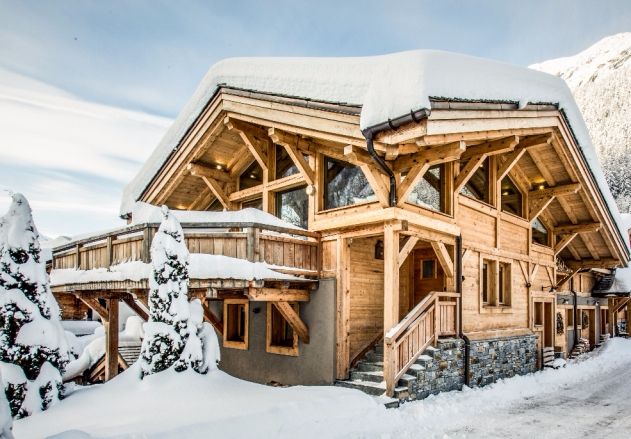 0198 This 6 bedroom ski lodge has a few secrets to really make your party swing smallhometours.com 2