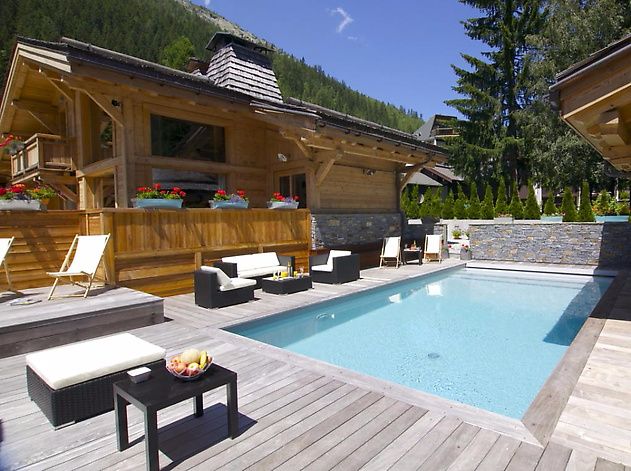 0198 This 6 bedroom ski lodge has a few secrets to really make your party swing smallhometours.com 20