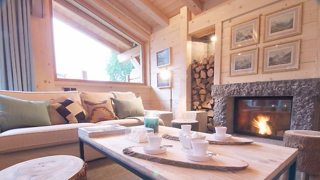0198 This 6 bedroom ski lodge has a few secrets to really make your party swing smallhometours.com 4