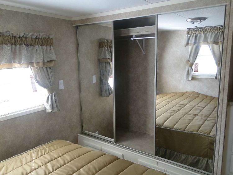 0213 Tour the 2017 Forest River Summit park model RV smallhometours.com 6