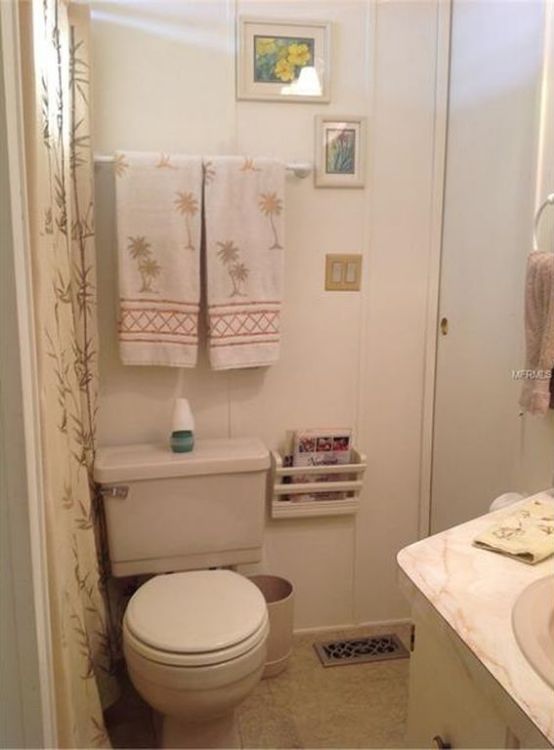 0216 Take a peek inside — this cute little model is full of old style charm smallhometours.com 5