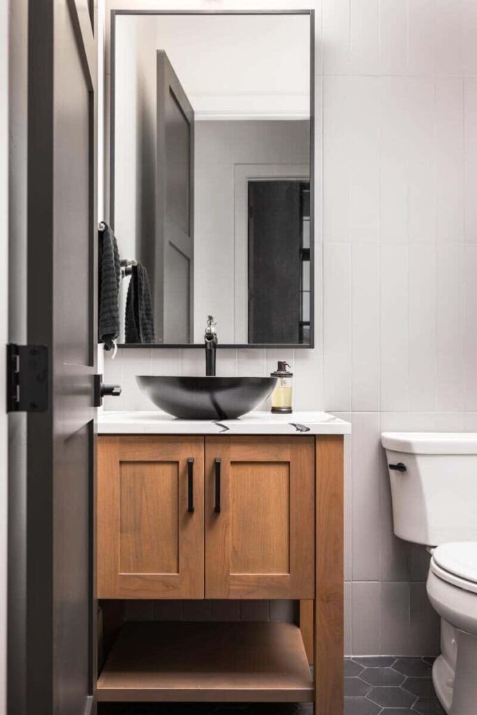 0339 95230RW new american home architectural designs smallhometours 5