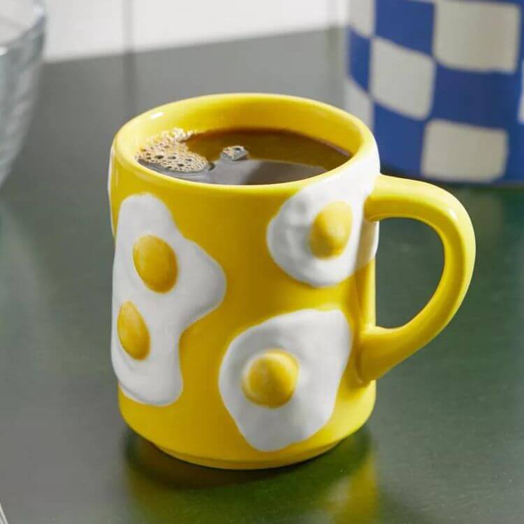 Kitschy Kitchen Inspo Decor Ideas smallhometours.com 23