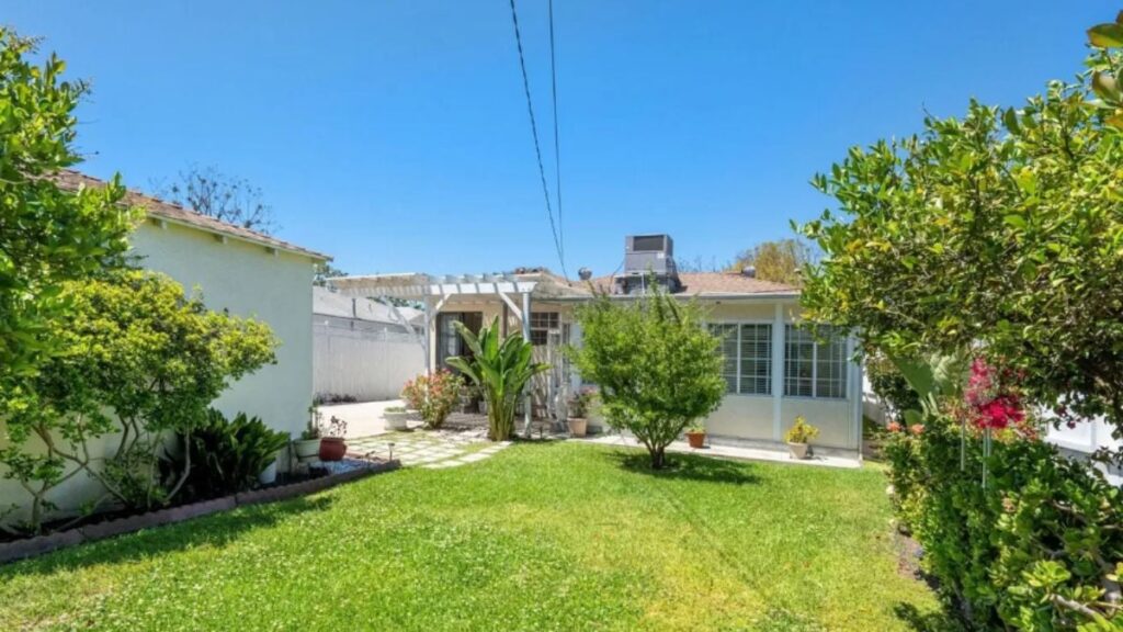 0418 15664 kalisher st granada hills ca zillow smallhometours.com 3
