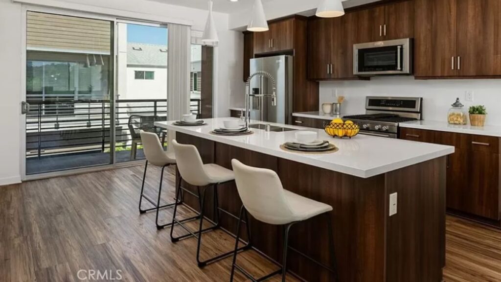 0437 246155046 modern house plan zillow smallhometours.com 13