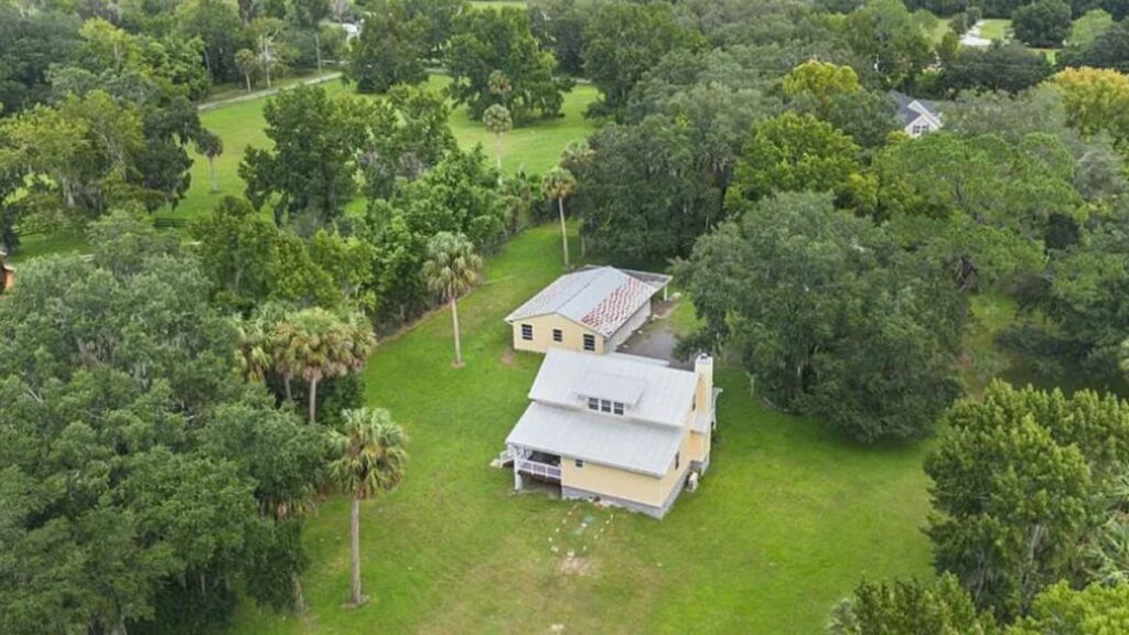 0448 113382847 cottage house plan zillow smallhometours.com 19