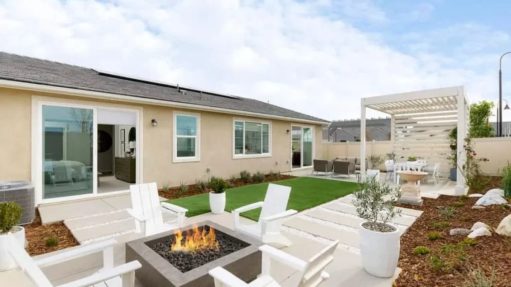 0456 440049357 bungalow house plan zillow smallhometours.com 14