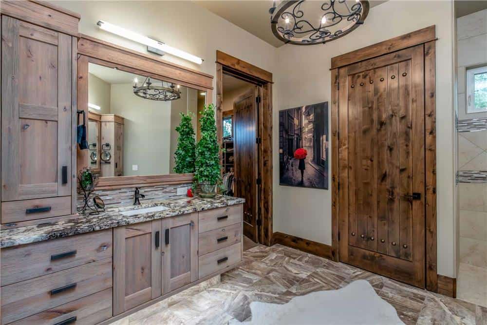 0464 2 bedroom single story rustic ranch smallhometours.com 10