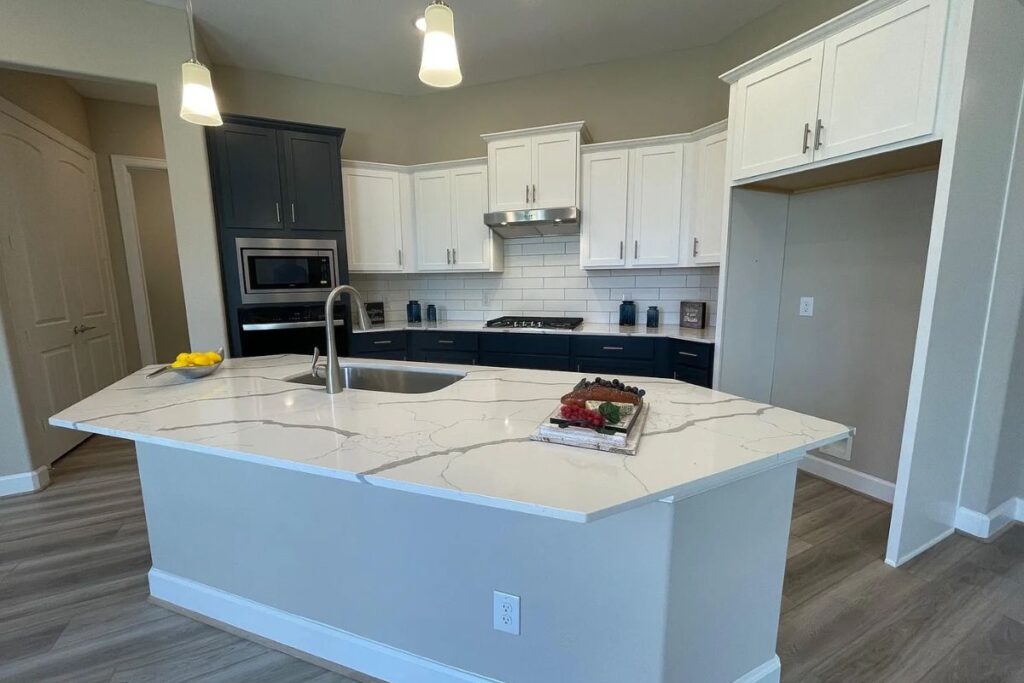 0470 2054608143 traditional house plan zillow smallhometours.com 4
