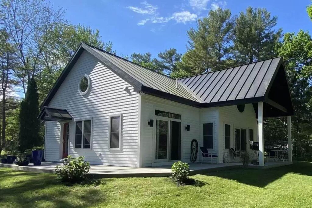 0490 680447VR country home architectural designs smallhometours.com 5